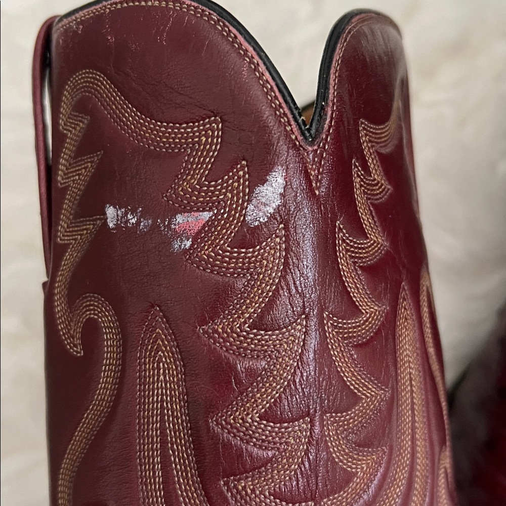 Women’s Lucchese Ostrich Cowboy Boots in Rich Burgundy Sz 7.5 - Picture 4 of 13